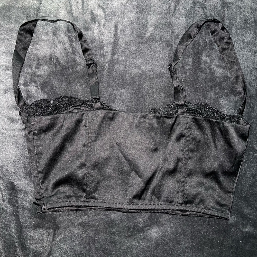 Princess Polly Leonara Top in Black Size 2 - Picture 11 of 15